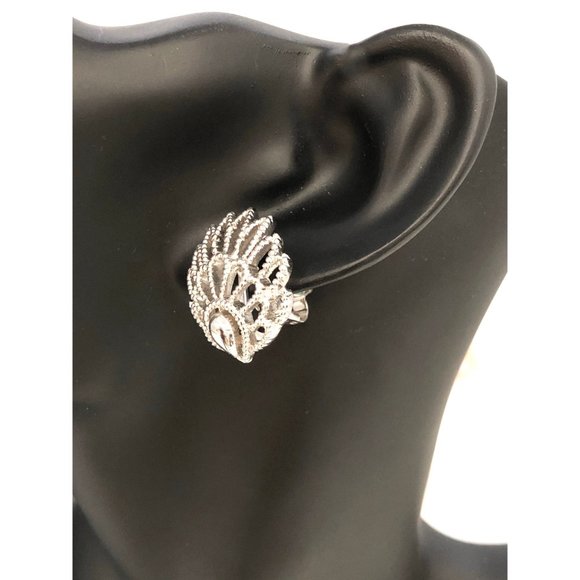 Crown Trifari Silver Tone Clip On Earrings - Picture 2 of 7